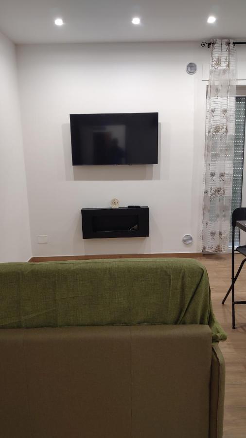 Piccolo Paradiso Suite In Pieno Centro Castel Di Sangro Exteriör bild