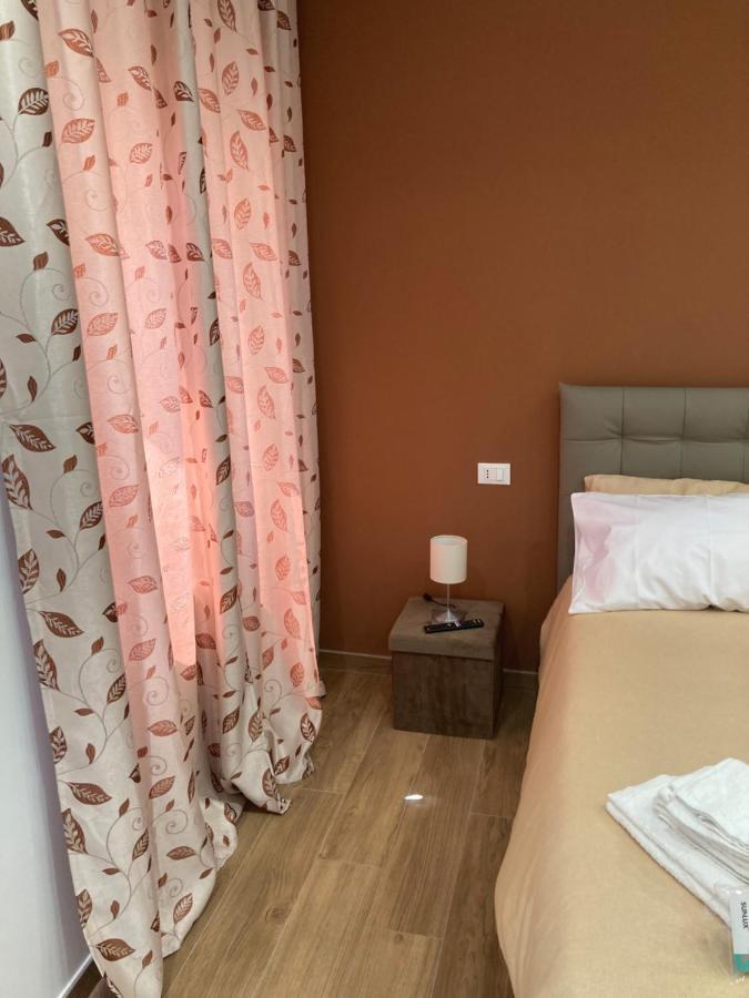 Piccolo Paradiso Suite In Pieno Centro Castel Di Sangro Exteriör bild